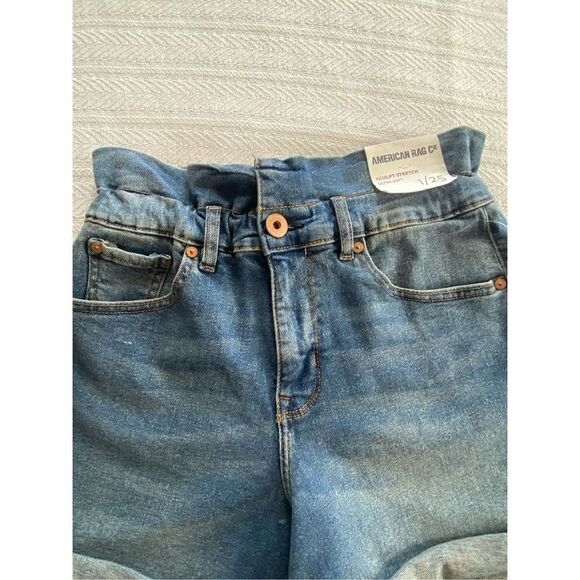 AMERICAN RAG  JUNIORS 1/25 PAPER BAG WAIST SHORTS MEDIUM WASH - Picture 3 of 11